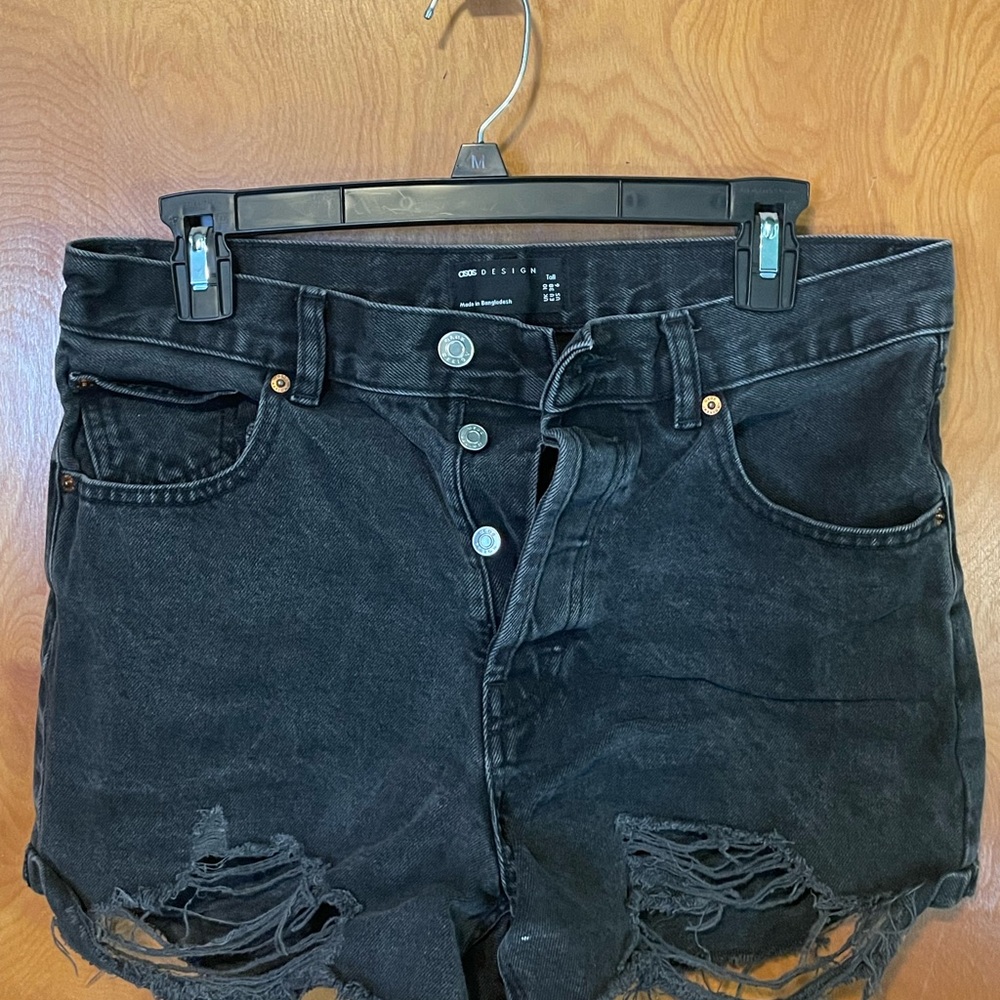 Black High-Waisted Jean Shorts Distressed